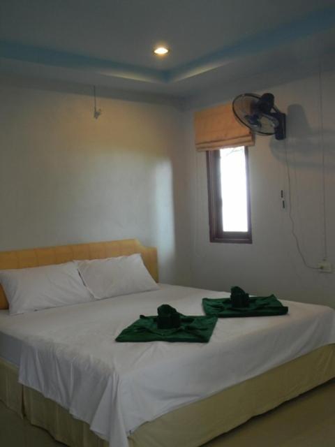 Rimlay Bungalow Nai Yang Beach Habitación foto